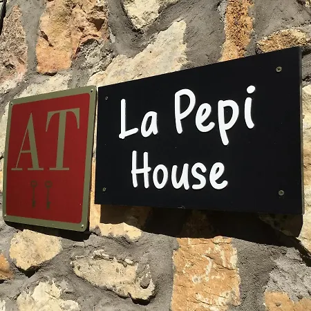 La Pepi House * Arcones
